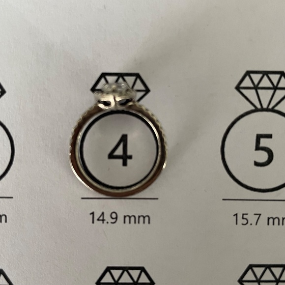 Pandora Elevated Heart Ring Size 4.5 - Picture 6 of 9